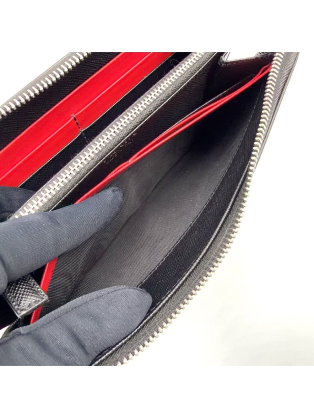 Prada Zip Around Leather Black Wallet Silver - Picture 6 of 14
